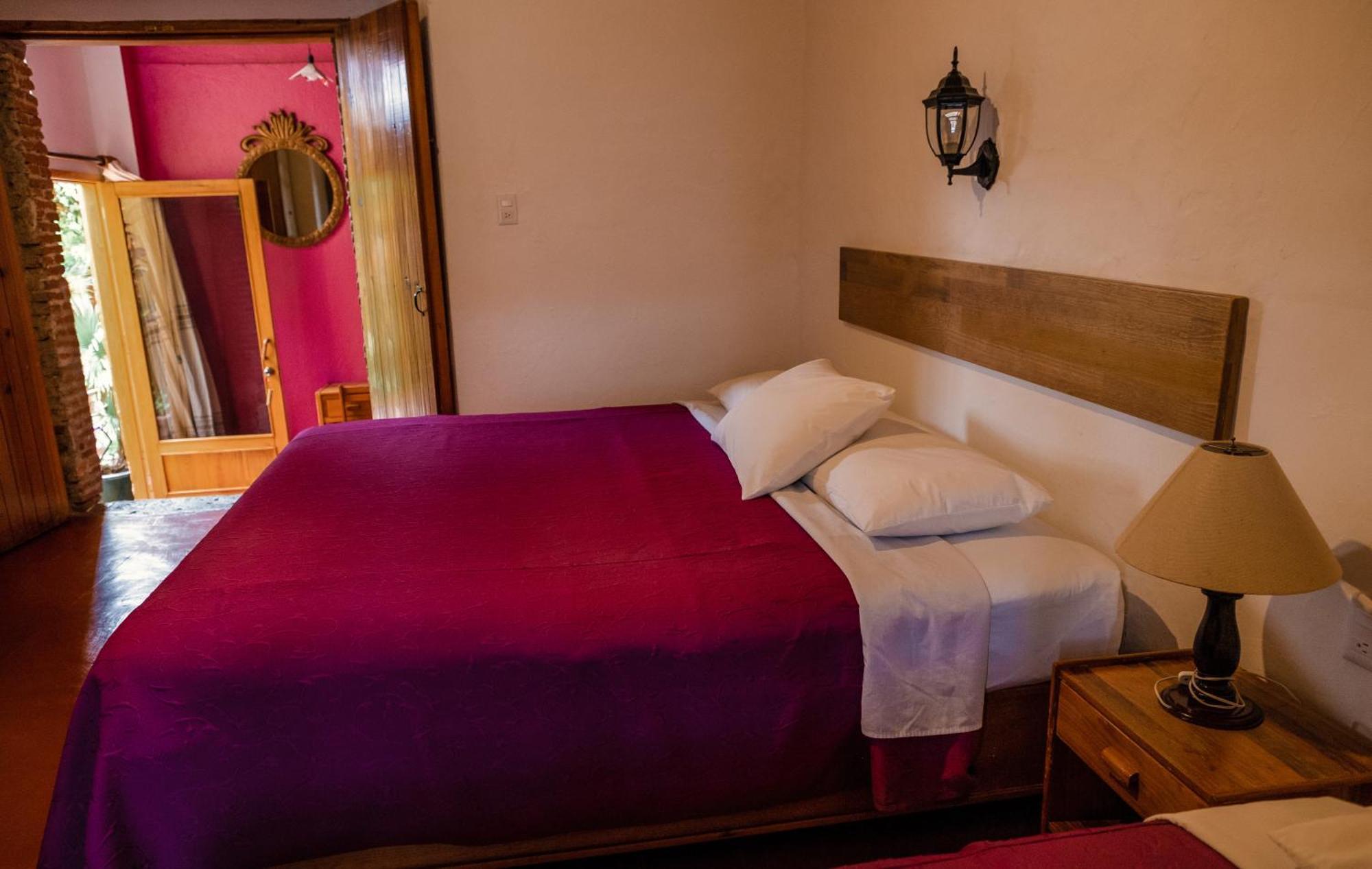 Hotel Las Golondrinas Oaxaca Exterior photo