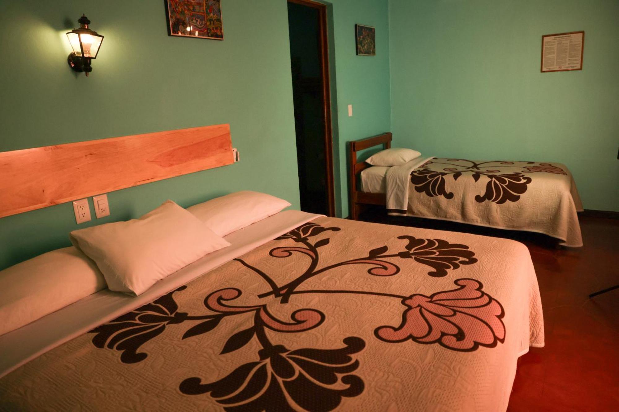 Hotel Las Golondrinas Oaxaca Exterior photo