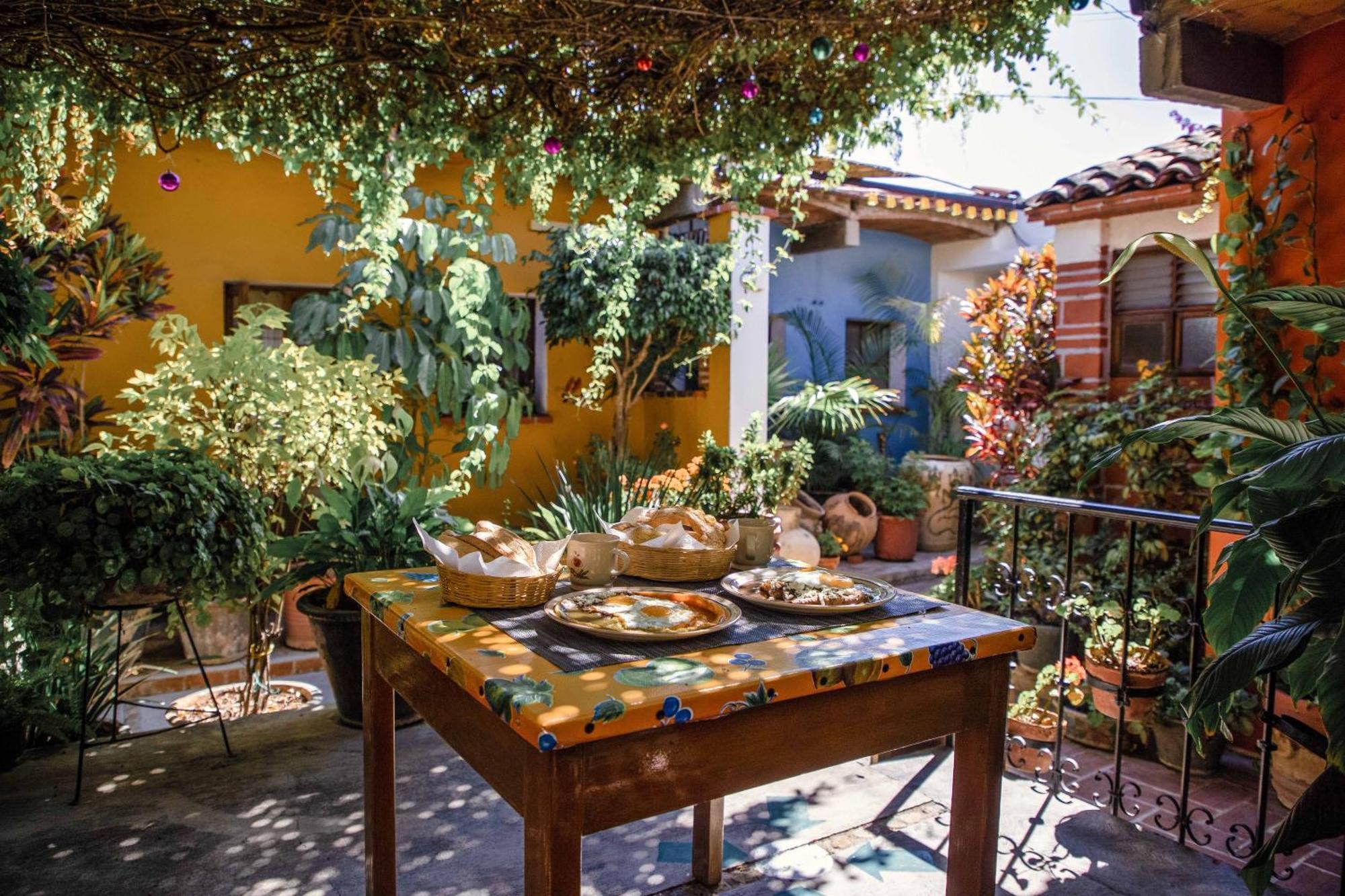 Hotel Las Golondrinas Oaxaca Exterior photo