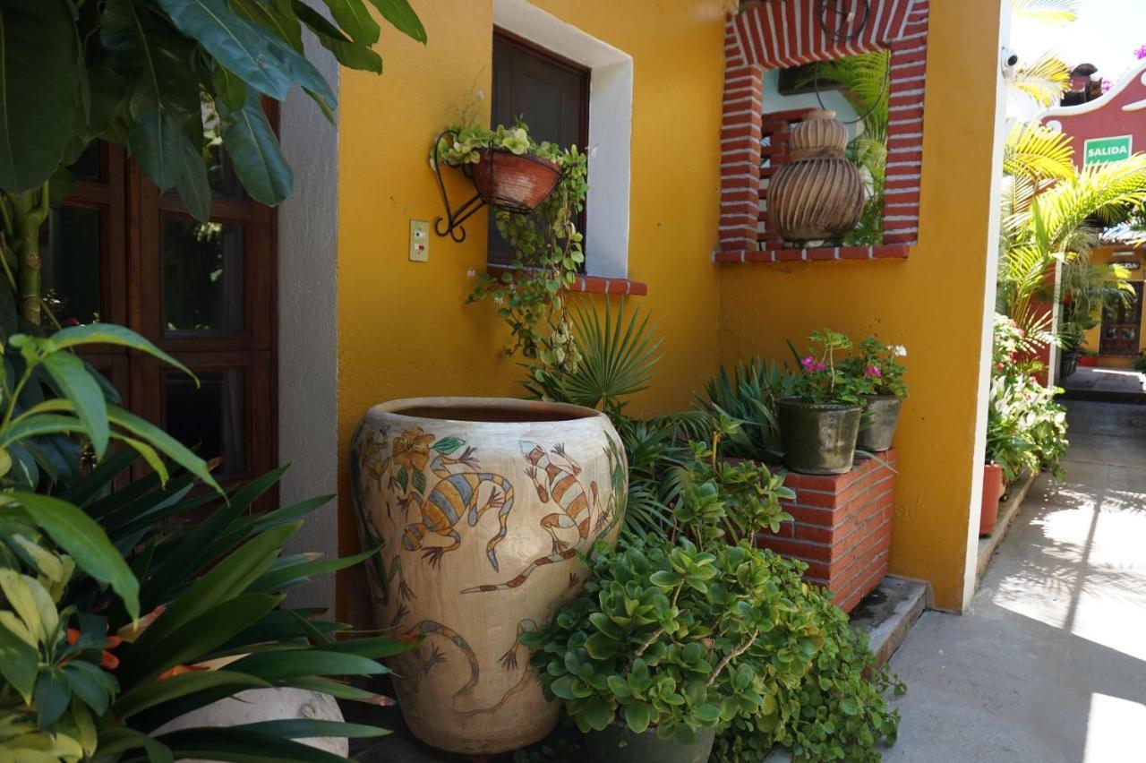 Hotel Las Golondrinas Oaxaca Exterior photo